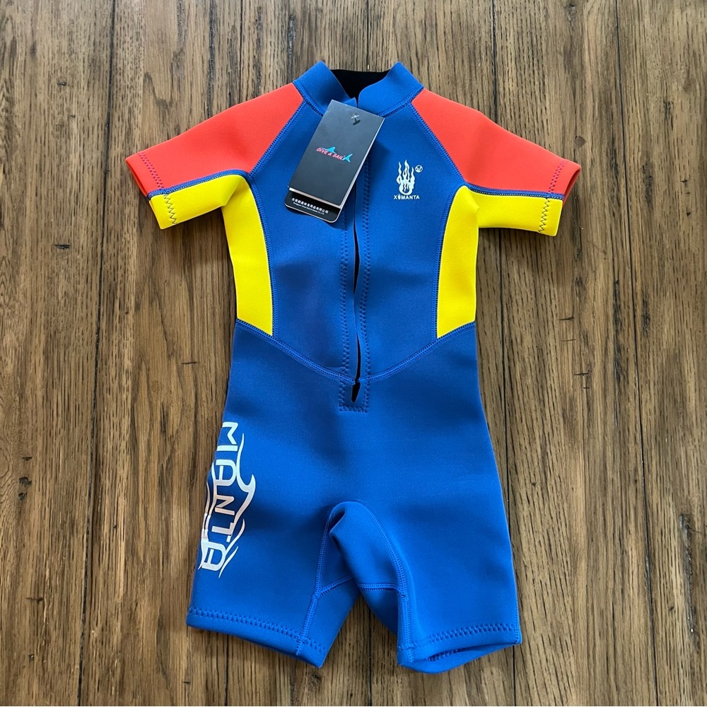 NWT Shortie 2.5 mm Neoprene Wetsuit, child size M (about 6 US)